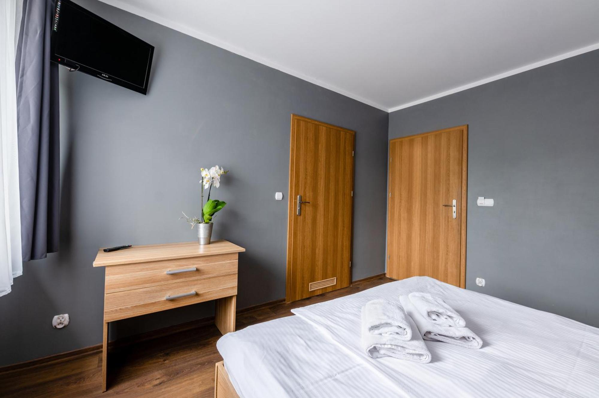 Sleep&Go Bed & Breakfast Lubliniec Exterior photo