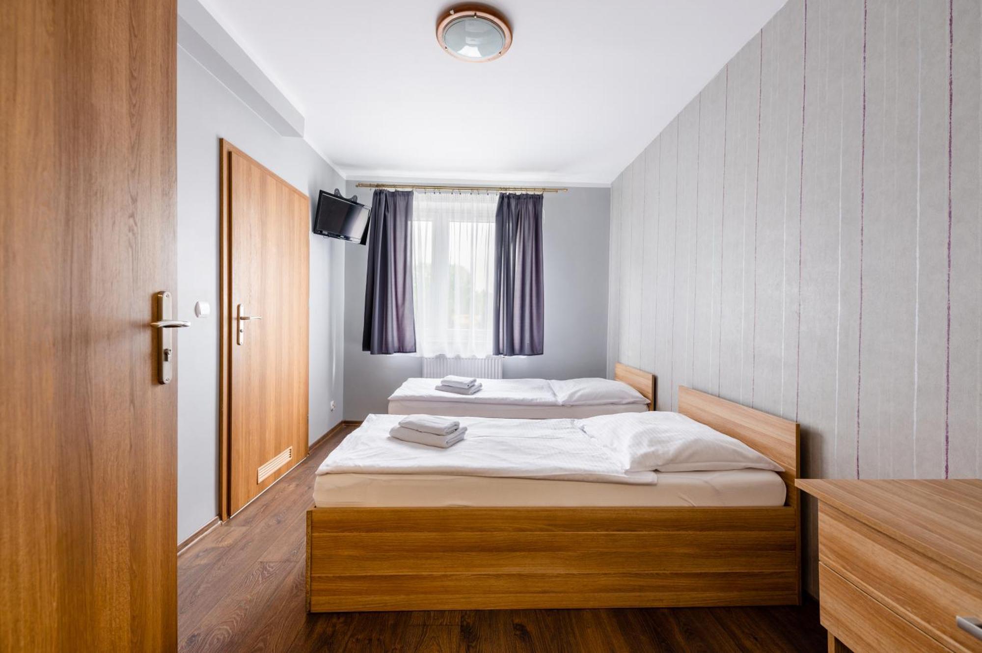Sleep&Go Bed & Breakfast Lubliniec Exterior photo