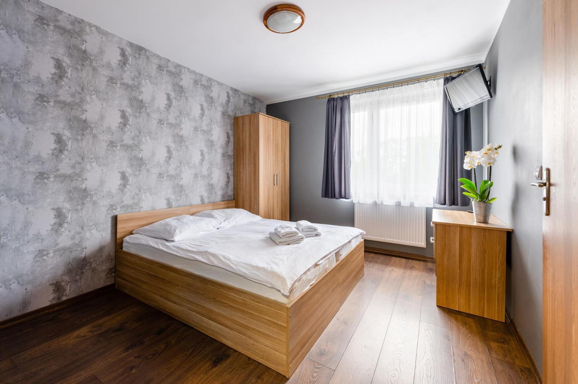 Sleep&Go Bed & Breakfast Lubliniec Exterior photo
