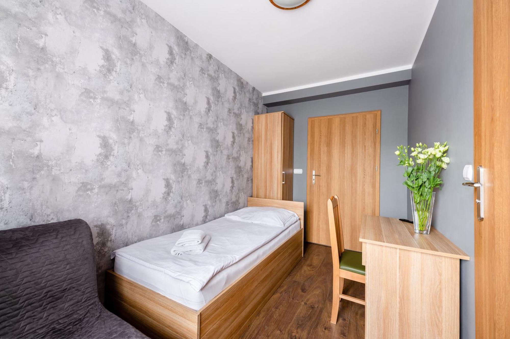 Sleep&Go Bed & Breakfast Lubliniec Exterior photo