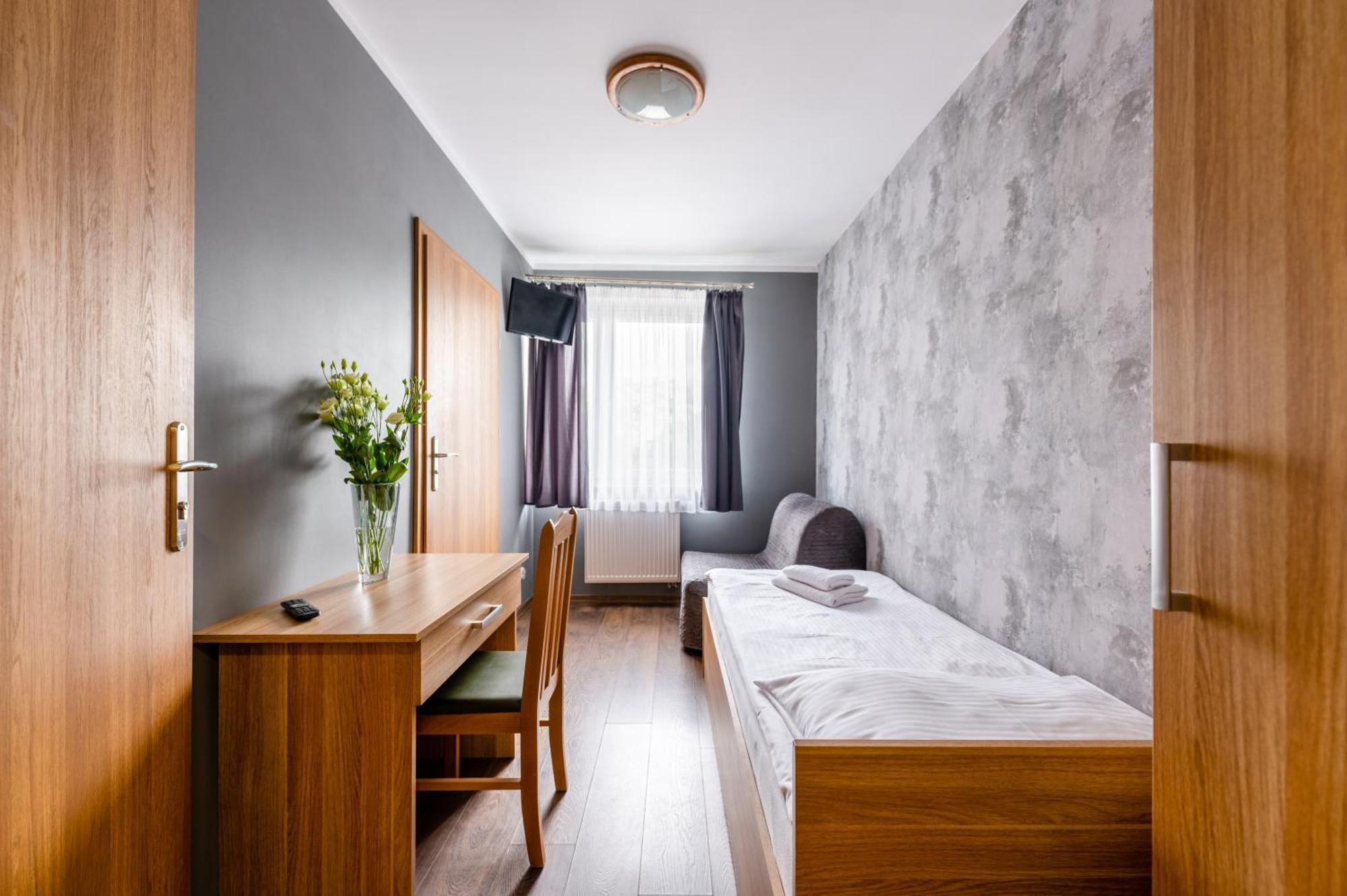Sleep&Go Bed & Breakfast Lubliniec Exterior photo