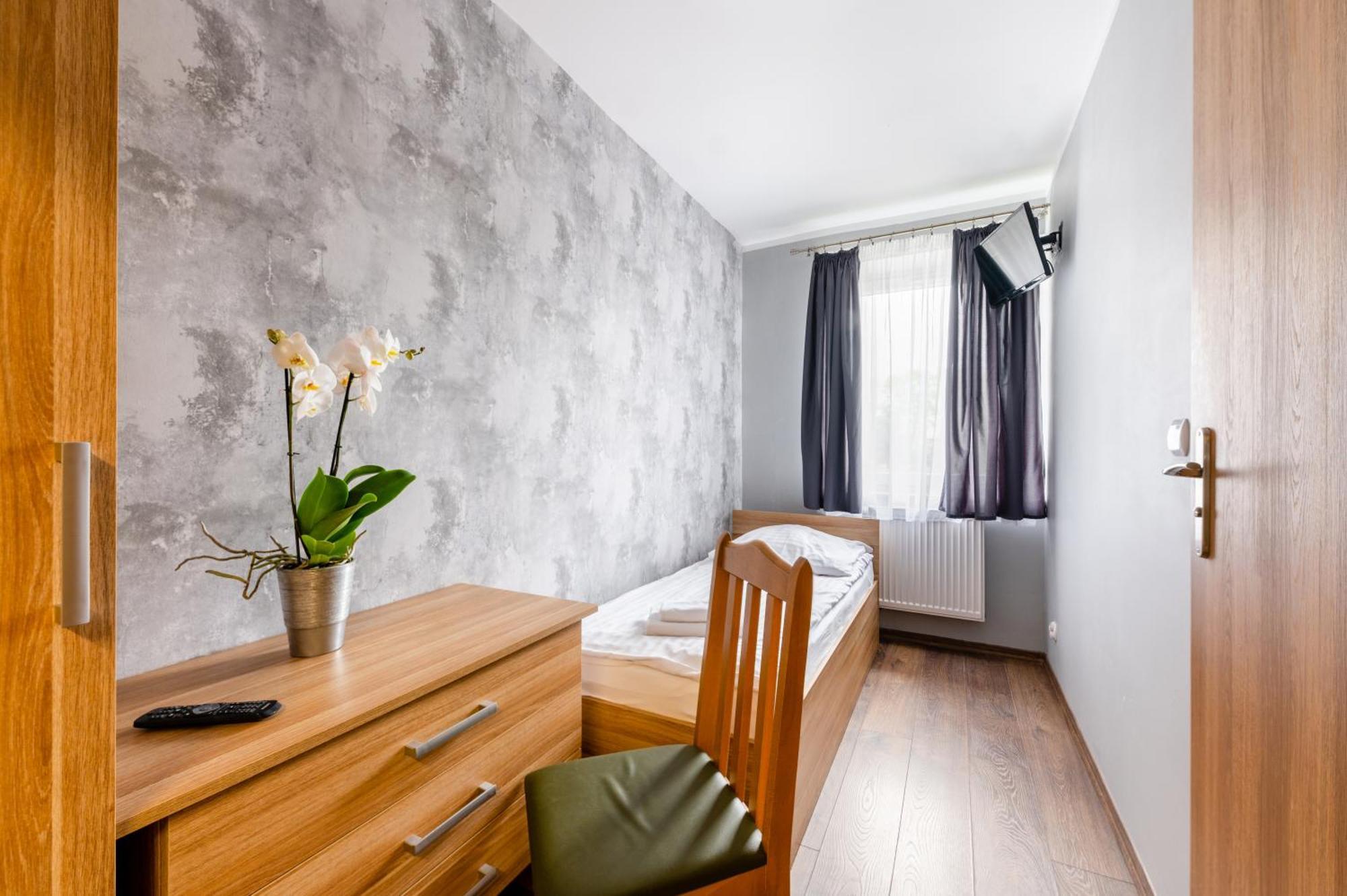Sleep&Go Bed & Breakfast Lubliniec Exterior photo