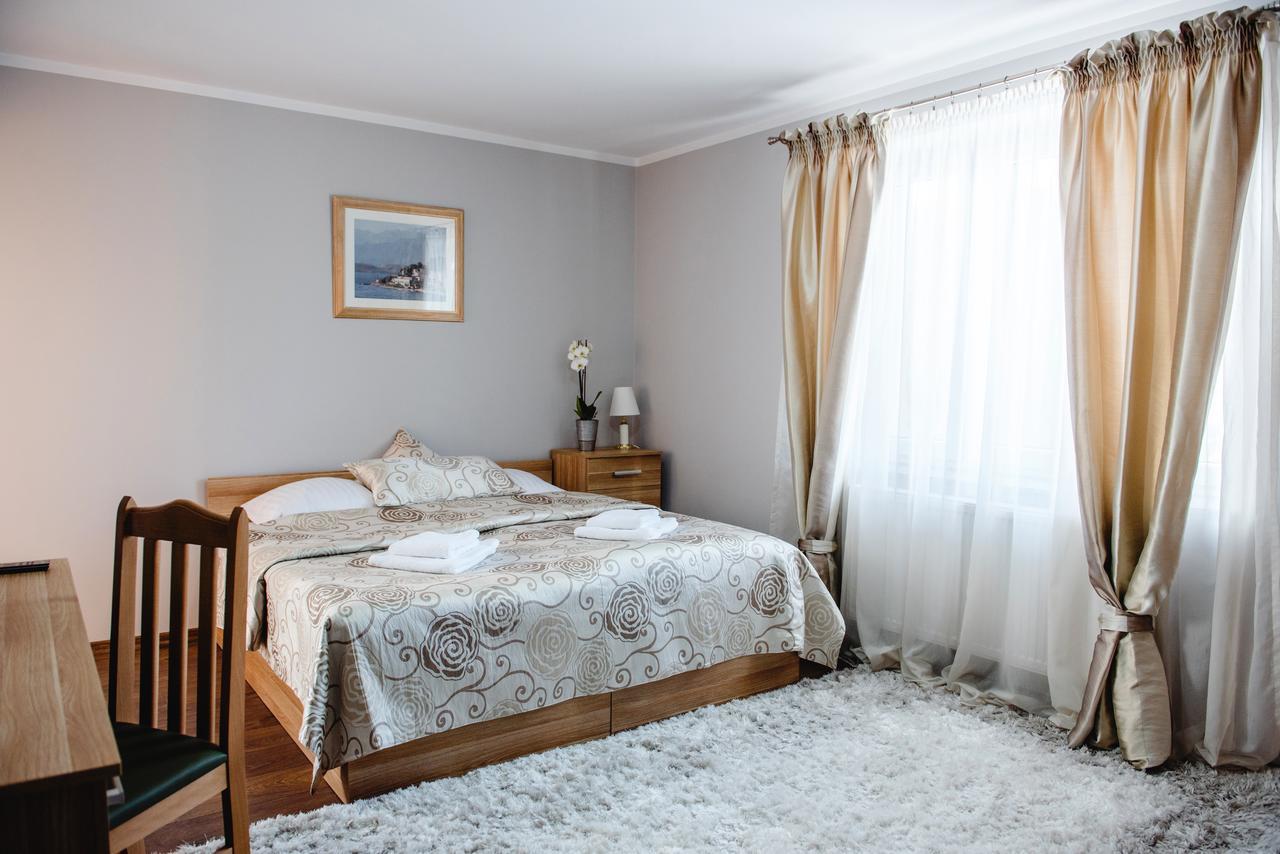 Sleep&Go Bed & Breakfast Lubliniec Exterior photo